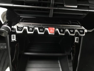 Peugeot 2008 1.2 PureTech Style | Camera | Navigatie — afbeelding 20