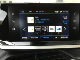 Peugeot 2008 1.2 PureTech Style | Camera | Navigatie — afbeelding 18