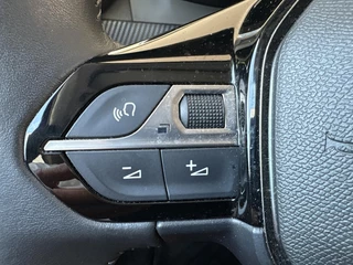 Peugeot 2008 1.2 PureTech Allure Pack — afbeelding 19