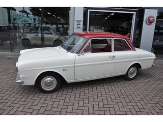 Ford Taunus 1.2 12M Wit, Rood dak in prima staat. — afbeelding 3